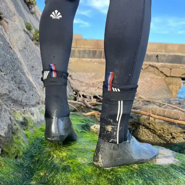 Saint Jacques Yoshi - Chaussons de surf néoprène 4 mm pouce séparé – Image 4